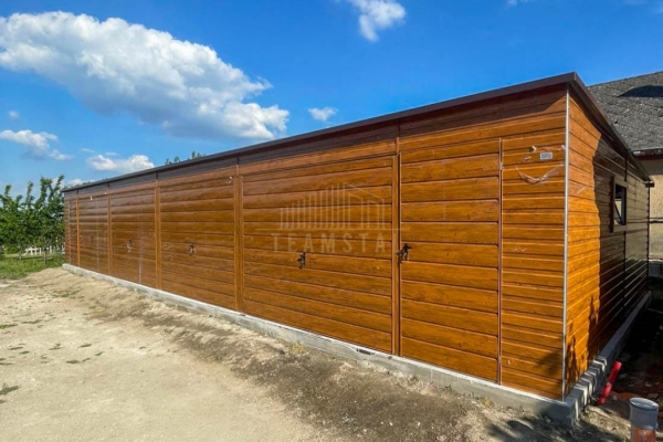 Ogłoszenie - Garaż blaszany 16x5 m - 4x brama uchylna - 3x okno - 2x drzwi - jasny orzech - drewnopodobny - spad w tył TS1326. Zdjęcie 3