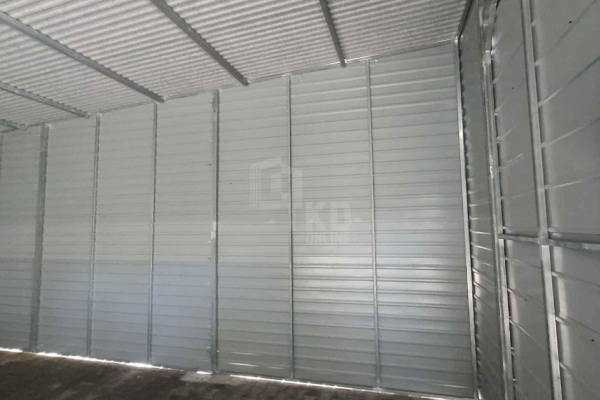 Ogłoszenie - Garaż blaszany 18x5 m - brama uchylna x6- jasny srebrny - dach spad w przód - rynny TKD453. Zdjęcie 2