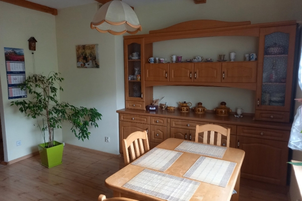 Ogłoszenie - Wynajmę studiującym w Nysie pokój jednoosobowy 14 m kw.. Zdjęcie 2