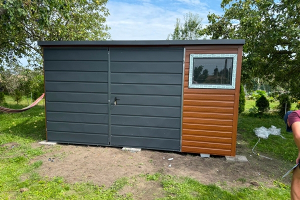Ogłoszenie - Domek ogrodowy garaż blaszany 4x3 Złoty Dąb Grafit MAT spad na tył. Zdjęcie 4