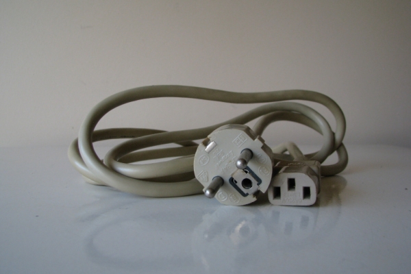 Ogłoszenie - Kabel zasilający Longwell LP 34A, 2 m, przewód do monitora, komputera, drukarki, skanera. Zdjęcie 1