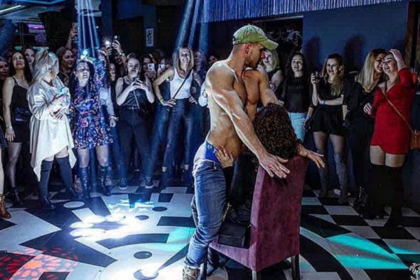 Ogłoszenie - STRIPTIZER BIELAWA - Tel. 575 809 355 - STRIPTIZ MĘSKI BIELAWA - Profesjonalny Striptizer BIELAWA i Dolny Śląsk. Zdjęcie 5