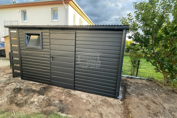 Ogłoszenie - Schowek - domek ogrodowy 4x2m - wiata 0,5 m - drzwi - okno - antracyt - rynna - dach spad w tył  GP697. Zdjęcie 2
