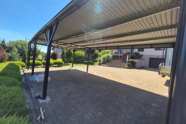 Ogłoszenie - Wiata samochodowa CarPort 8x5 m + wypust dachu 1m - spad w tył - rynny GP721. Zdjęcie 4