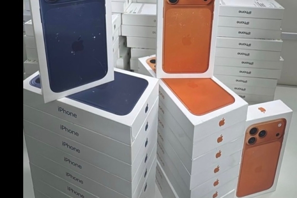 Ogłoszenie - New/USED Apple iPhone 17pro Max,16pro,Galaxy S26 Ultra Original mobiles. Zdjęcie 3