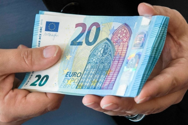 Ogłoszenie - Kredyty i inwestycje prywatne od 8.000 do 850 500 000 zl / EURO. Zdjęcie 1