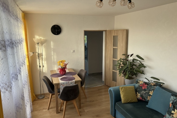 Ogłoszenie - 2pok, 46met, okolice Sycowskiej BALKON/PIWNICA/PARKING (Wrocław). Zdjęcie 2