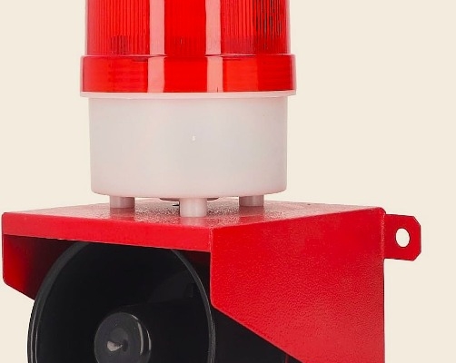 Ogłoszenie - ⭐⭐⭐Montaż Alarmu Dźwiękowego Zewnętcznego z Świetlną Lampą Błyskową,Mocy 120db. Zdjęcie 1