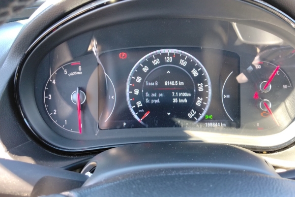 Ogłoszenie - OPEL INSIGNIA 1.6/136KM, rok 2017  NOWY ROZRZĄD  ***CENA DNIA ***. Zdjęcie 7