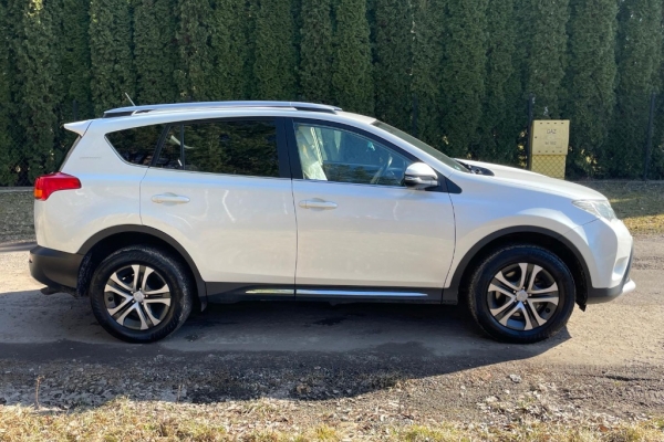 Ogłoszenie - TOYOTA RAV4, 2,0 D-4D BIAŁA PERŁA. Zdjęcie 4