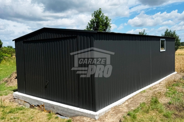 Ogłoszenie - Garaż blaszany 4x7 m - brama uchylna - drzwi - okno - czarny - dach dwuspadowy GP767. Zdjęcie 4