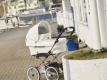 Ogłoszenie - EmmalJunga Mondial De Luxe - Classic White Leatherette Pram Package - Warszawa - 4 155,00 zł