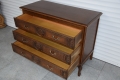 Ogłoszenie - komoda ludwikowska z szufladami - jak nowa. Miniaturka 4
