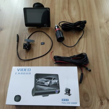 Ogłoszenie - Rejestrator samochodowy 3 kamery full hd + micro SD 32GB - 160,00 zł