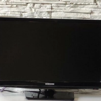 Ogłoszenie - 19 Cali Telewizor SAMSUNG LED + Kabel Hdmi + UPOMINEK - 599,00 zł