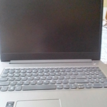 Ogłoszenie - Laptop Lenovo 17-A - 3 500,00 zł
