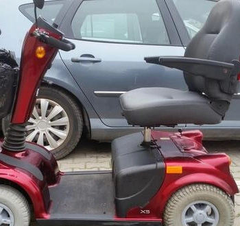 Ogłoszenie - Wózek skuter inwalidzki elektr. Sterling Elite XS ang.33cm - 3 200,00 zł