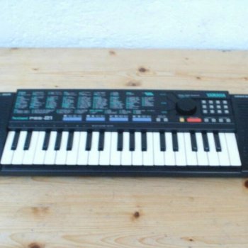 Ogłoszenie - Keyboard dla dziecka Yamaha PSS-21 - 200,00 zł