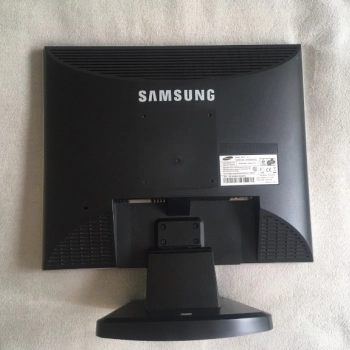 Ogłoszenie - Monitor 19 cali Samsung 913V - 59,00 zł