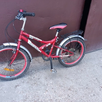 Ogłoszenie - Sprzedam rower dziecięcy dla dziecka od 4 do 8 lat - 100,00 zł