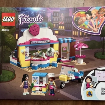 Ogłoszenie - Lego Friends 41367 Skoki przez przeszkody Stephanie - 100,00 zł