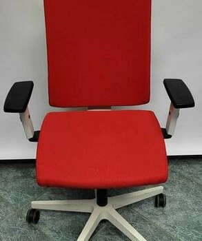 Ogłoszenie - Fotel biurowy obrotowy Nowy Styl Navigo - dostępne 12 sztuk - 350,00 zł