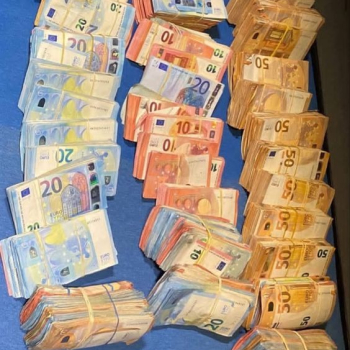 Ogłoszenie - Documents Cloned cards Banknotes dollar / euro Pounds  IDS, Passports, - Olecko - 2 000,00 zł
