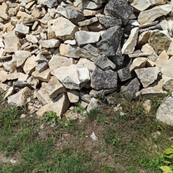 Ogłoszenie - Kamień wapienny 25 m3 350 zł m3 - 350,00 zł