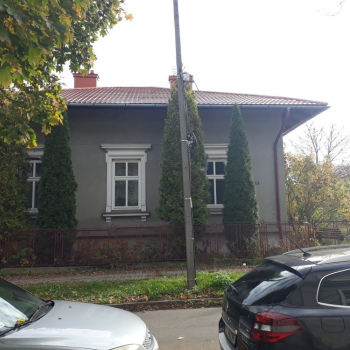 Ogłoszenie - Sprzedam dom z ogrodem 9 arów w Centrum Tarnowa - Małopolskie - 860 000,00 zł
