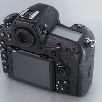 Ogłoszenie - Nikon D850 w oryginalnym opakowaniu - Zagranica - 3 200,00 zł