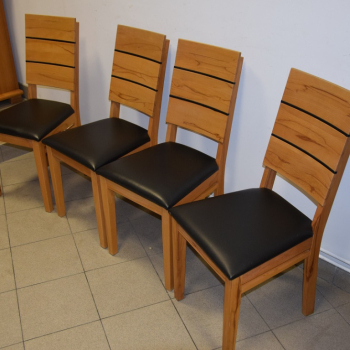 Ogłoszenie - krzesła 4 sztuki - jak nowe - Warmińsko-mazurskie - 220,00 zł