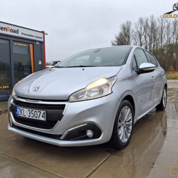 Ogłoszenie - 208  1,2 benz. klima kamera navi alu wspomaganie zarejestrowany - 27 900,00 zł