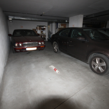 Ogłoszenie - 2 Miejsca Postojowe (32m2) okolice Placu Kromera (Wrocław) - Wrocław - 80 000,00 zł
