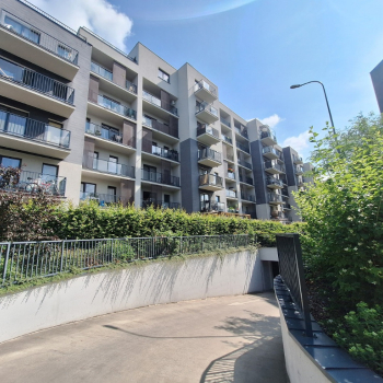 Ogłoszenie - Miejsce Postojowe (17m2) okolice Dworca Głównego (Wrocław) - 299,00 zł