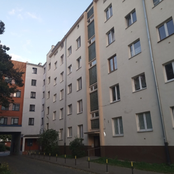 Ogłoszenie - 3pok, 46met, okolice Dworcowej BALKON/PIWNICA (Wrocław)