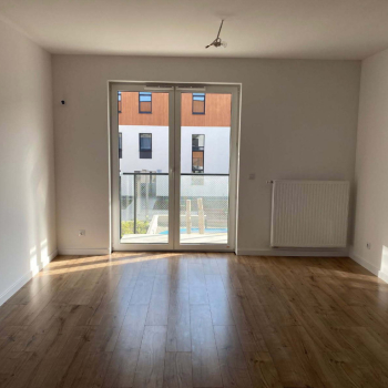 Ogłoszenie - 2pok, 41met, okolice Motylkowej BALKON/KOMÓRKA/GARAŻ (Wrocław)