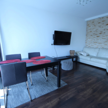 Ogłoszenie - 3pok, 68met, okolice Radkowskiej BALKON/2GARAŻE/2KOMÓRKI (Wrocław)