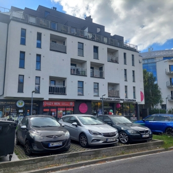 Ogłoszenie - 2pok, 42met, okolice Kamiennej BALKON/WINDA/2015 (Wrocław)