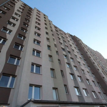 Ogłoszenie - 2pok, 47met, okolice Piławskiej BALKON/PIWNICA/WINDA (Wrocław)