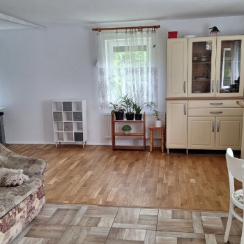 Ogłoszenie - Sprzedam dom (lub zamienie na M2 w Opolu) Dom w spokojnej wsi 35 od Op, dużo lasów. - Namysłów - 430 000,00 zł