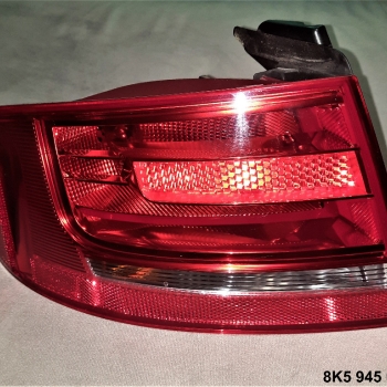 Ogłoszenie - Oryginalna lampa - lewy tył Audi A4 B8 (Sedan)