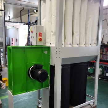 Ogłoszenie - Filtr EK-24 4800m³/h z wentylatorem WTK-4 oraz mechanicznym otrzepywaniem worków