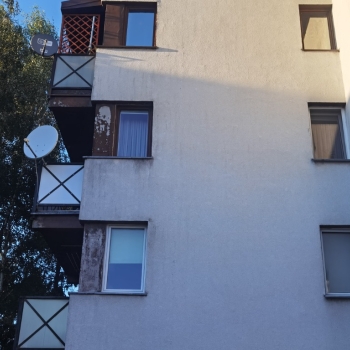 Ogłoszenie - Bez pośredników sprzedam mieszkaniec z garażem