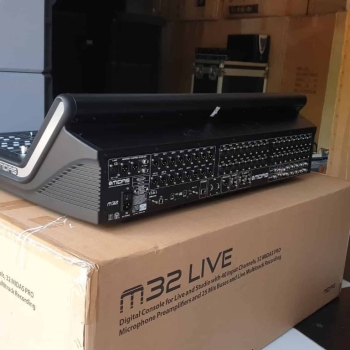 Ogłoszenie - Midas M32 LIVE 40-channel Digital Mixer console