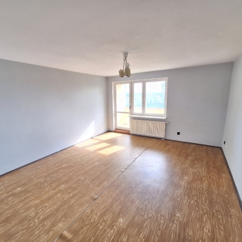 Ogłoszenie - 3pok, 70met, Okolice Brucknera BALKON/PIWNICA (Wrocław)