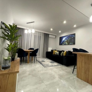 Ogłoszenie - 3pok, 56met, okolice Maślickiej BALKON/KOMÓRKA/GARAŻ (Wrocław)