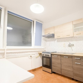 Ogłoszenie - 2pok, 45met, Okolice Daszyńskiego BALKON/WINDA/PARKING (Wrocław)