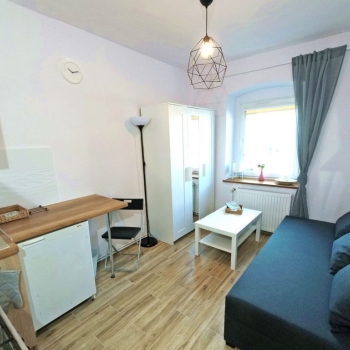 Ogłoszenie - 1pok, 16met, ul. Sienkiewicza PIWNICA (Wrocław)