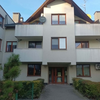 Ogłoszenie - 2pok, 43met, okolice Parkowej BALKON/PIWNICA/PARKING (Wysoka)