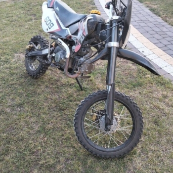 Ogłoszenie - Sprzedam crossa xtr 125 609